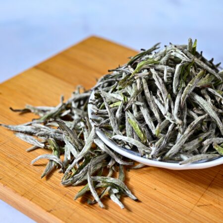 Fuding "Bai Hao Yin Zhen" Silver Needles White Tea