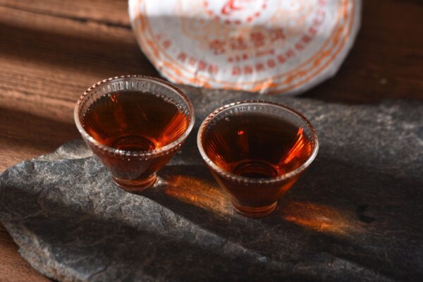 2006 Lao Man'e Brand "Nannuo Gong Ting" Ripe Pu-erh Tea Cake