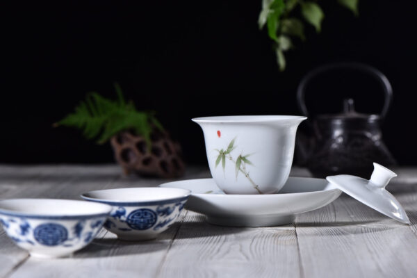 "Bamboo on White" Gaiwan and Tea Boat for Elegant Gong Fu Tea Brewing