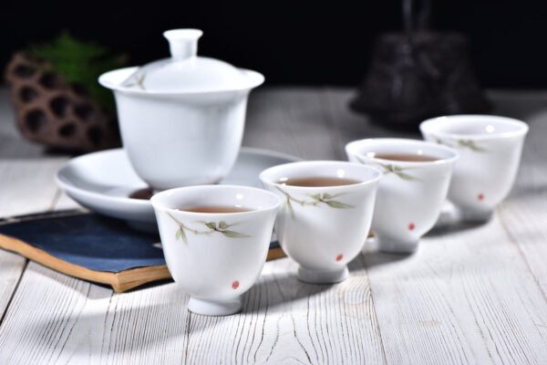 "Bamboo on White" Cups for Tea * Set of 4